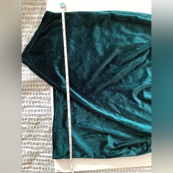 Velour green cocktail dress size M - Picture 8 of 9